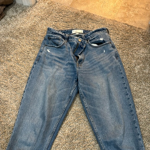 Abercrombie jeans - Picture 1 of 3